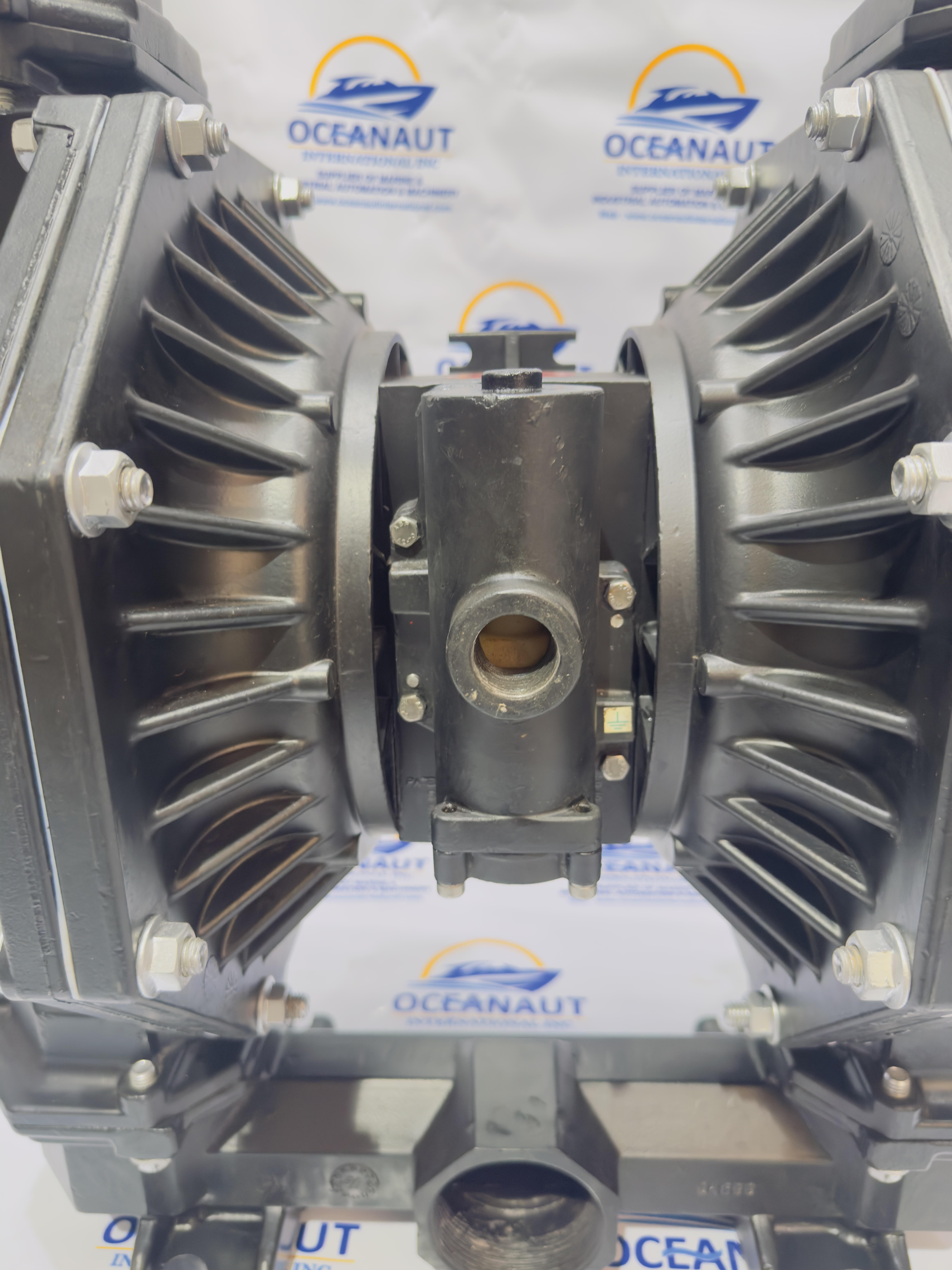 Aro PD30A-AAP-FTT-C 3 inch NPT(F) aluminium air operated diaphragm pump 1041 lpm 8.3 bar (120 psi)