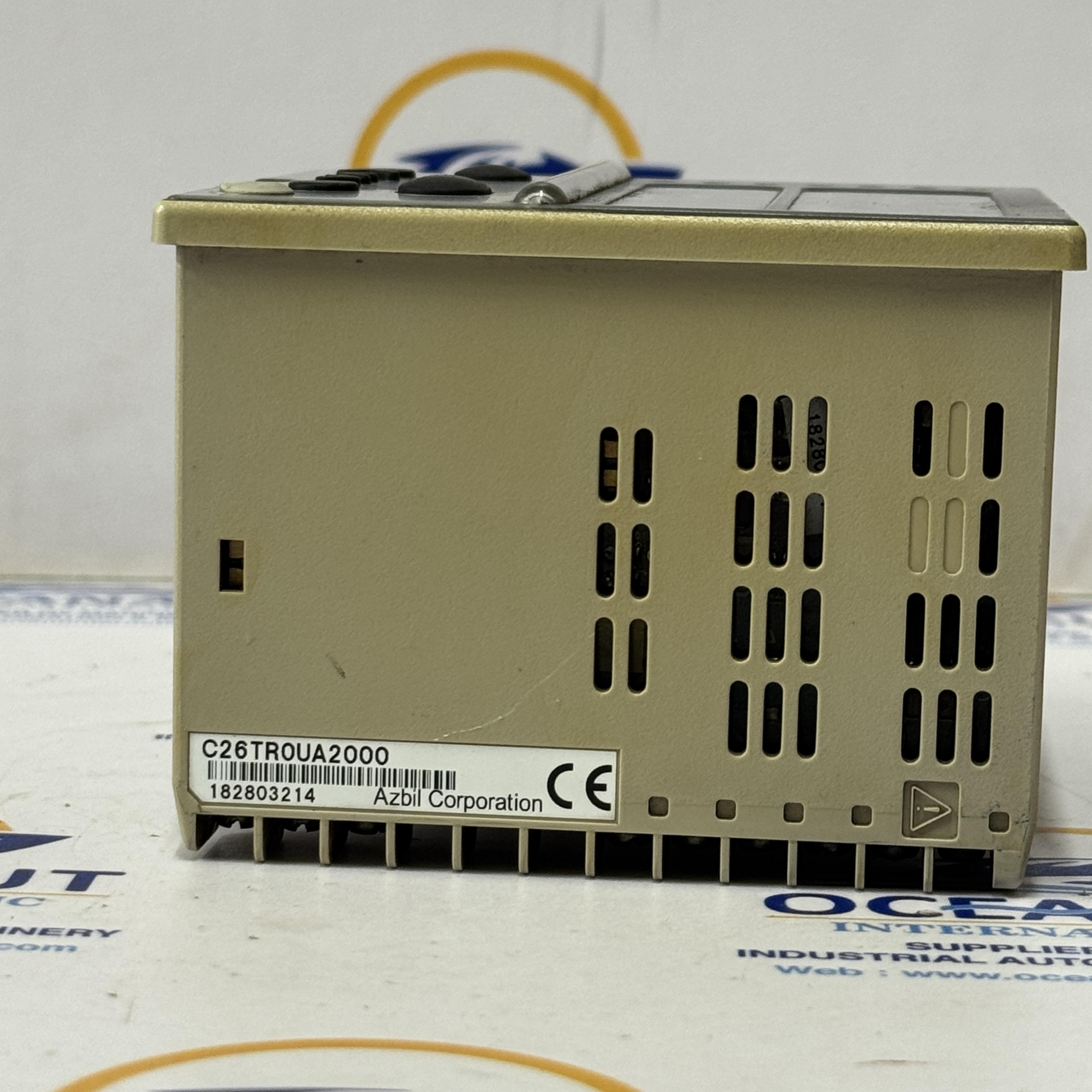 Contrôleur indicateur numérique AZBIL SDC26 C26TR0UA2000