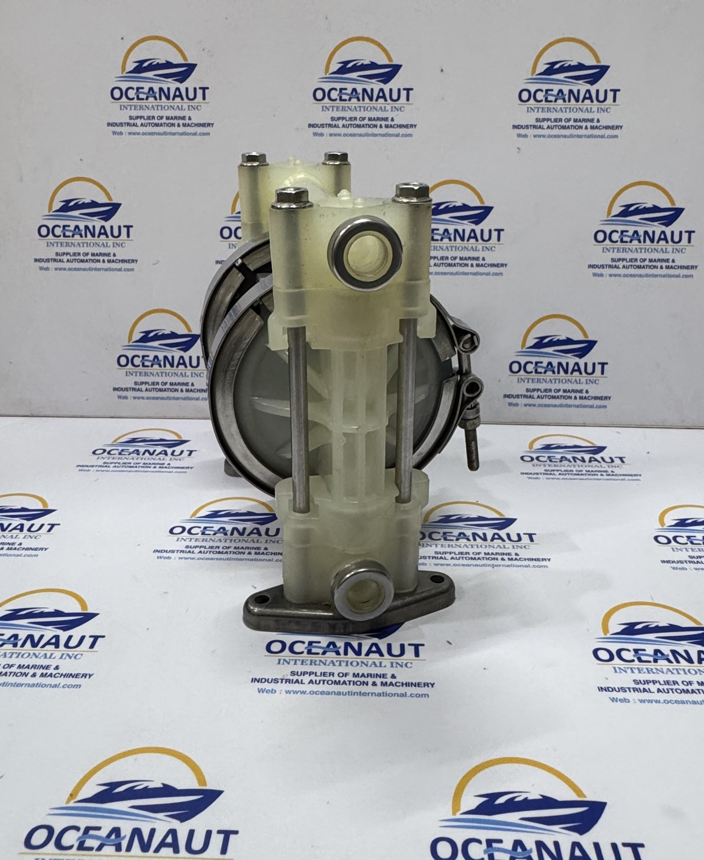 GRACO HUSKY 307 D32977 MAX GPM-l/MIN 7-27 MAX FLUID & AIR PSI 100-7 USA