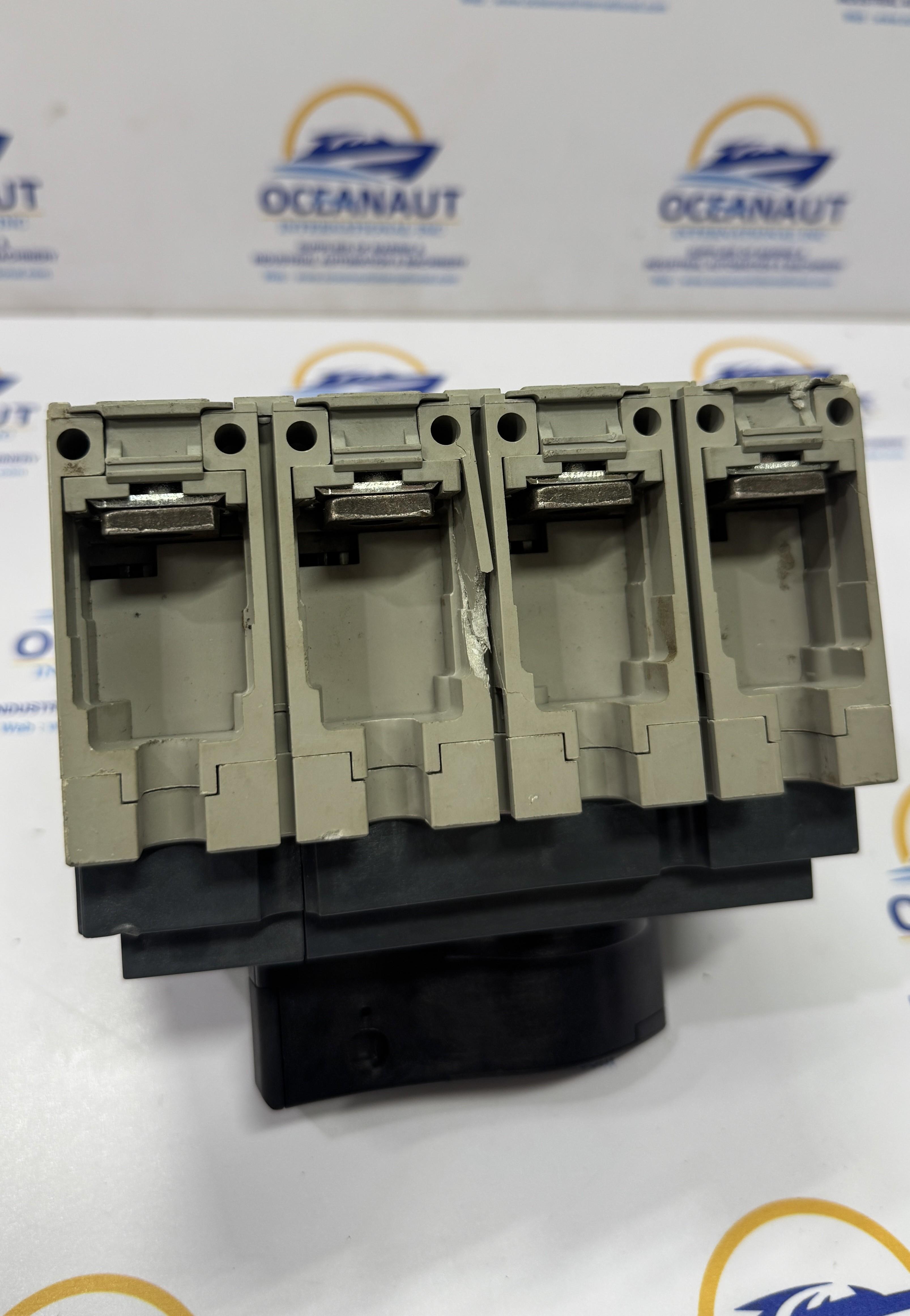 Schneider Electric INS250 4Poles 250 A - Switch Disconnector Compact w/Auxiliary