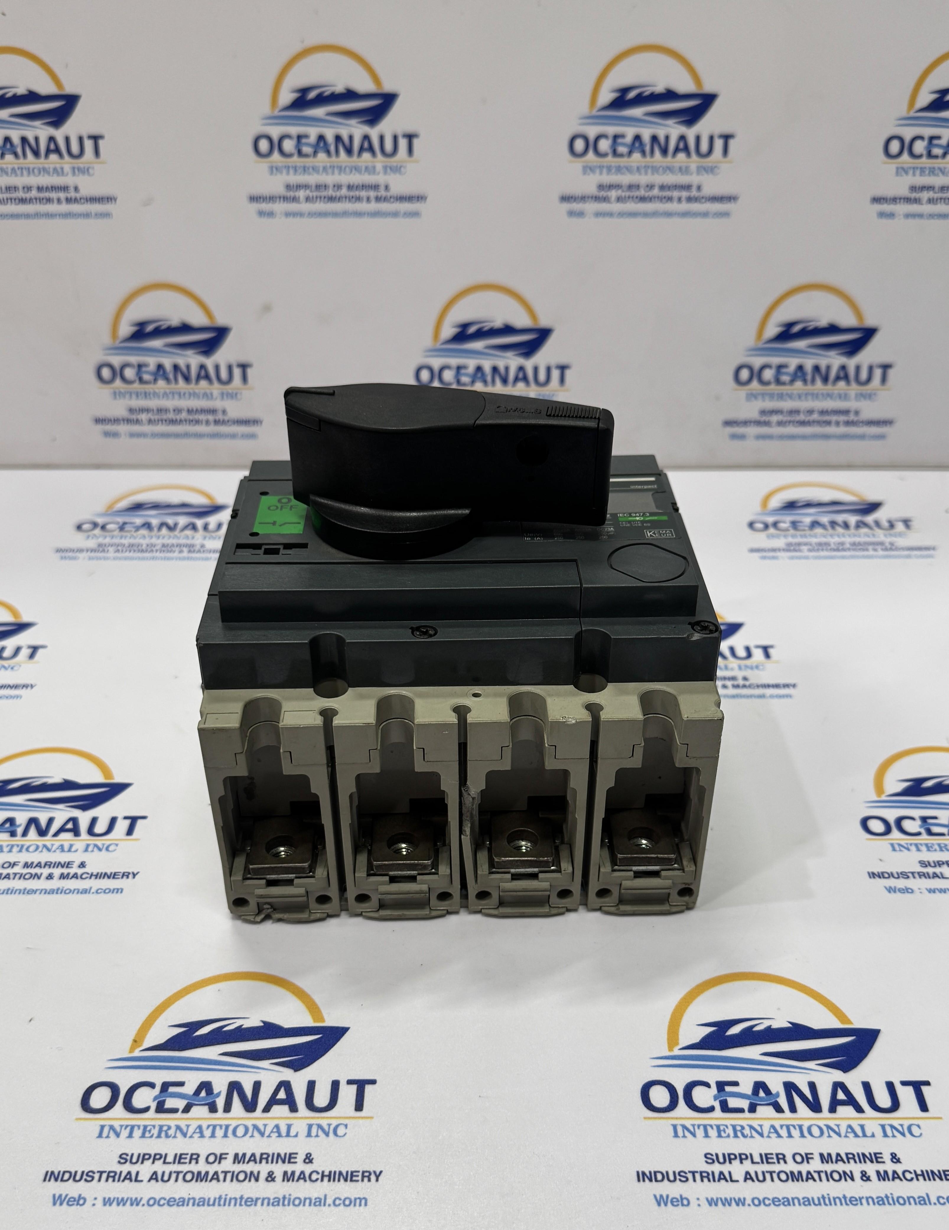 Schneider Electric INS250 4Poles 250 A - Switch Disconnector Compact w/Auxiliary