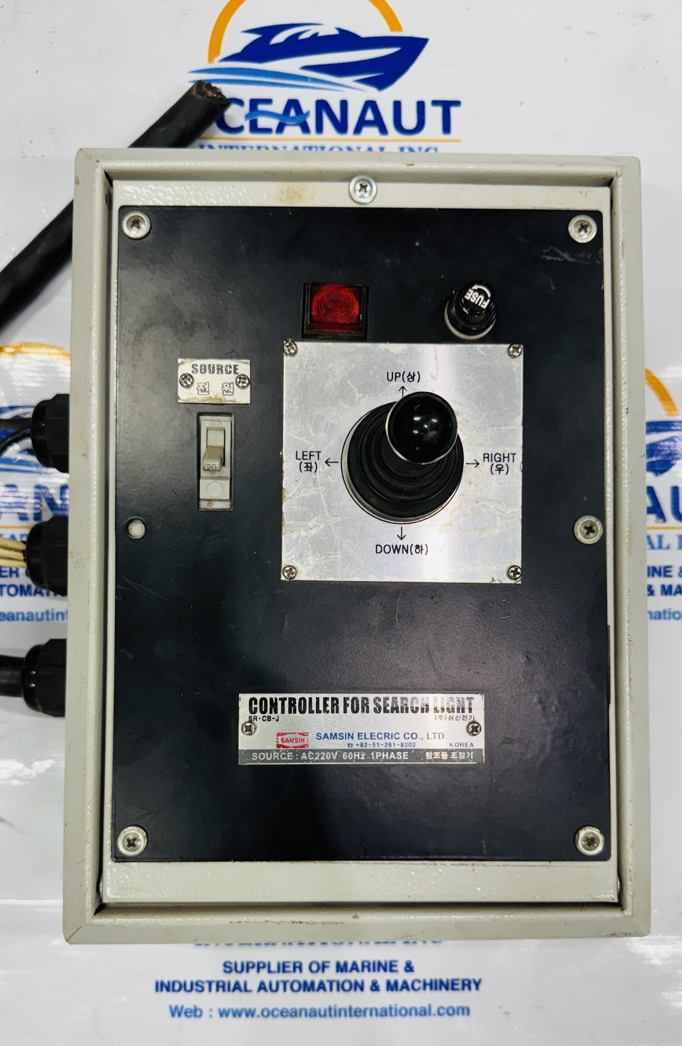 SEARCH LIGHTS CONTROLLER