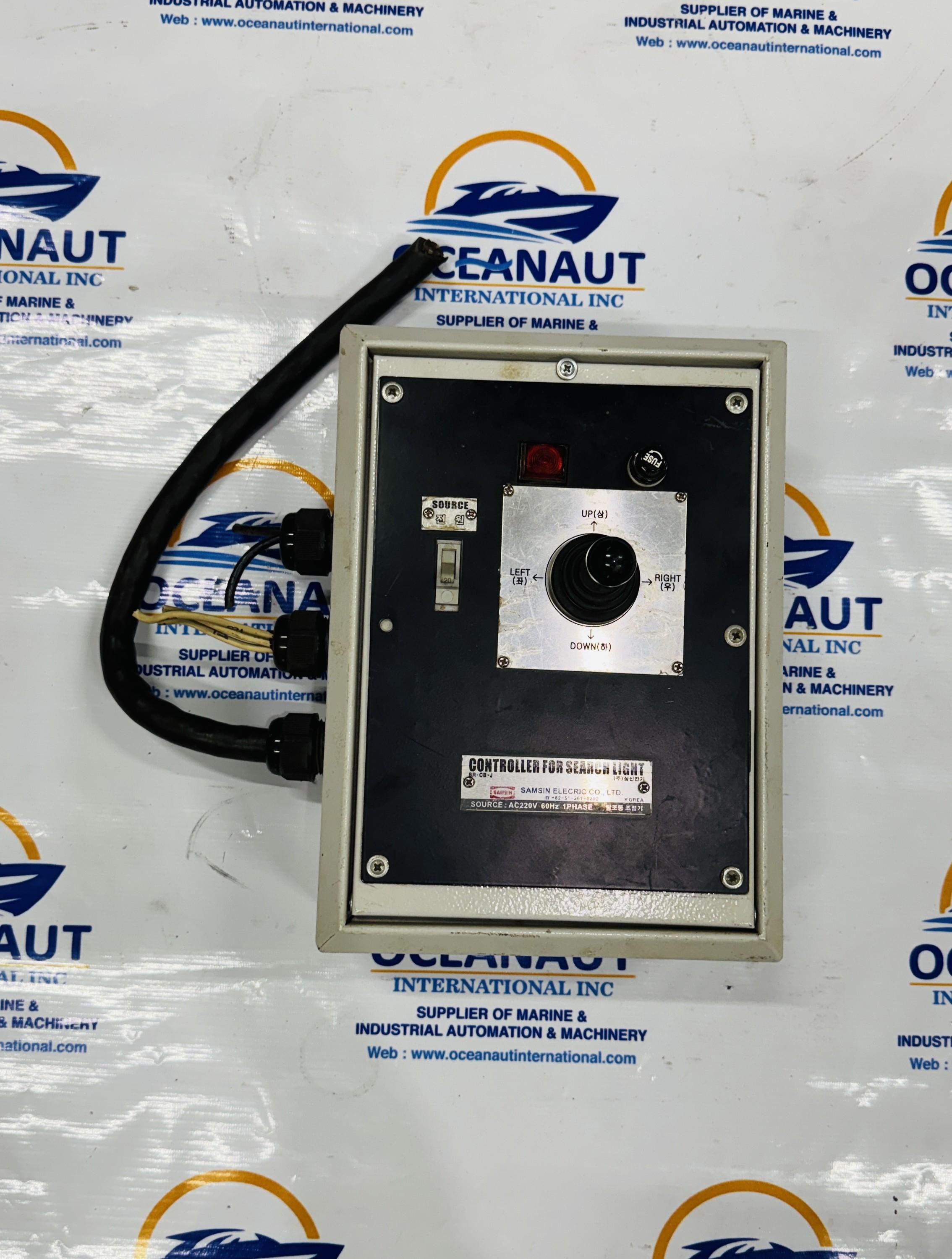 SEARCH LIGHTS CONTROLLER 